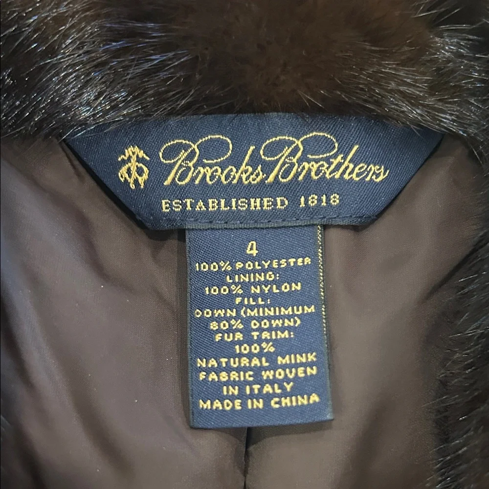 Brooks Brothers Womens Down Vest, dual tab zip with Mink lined collar  Size 4 - Picture 7 of 9